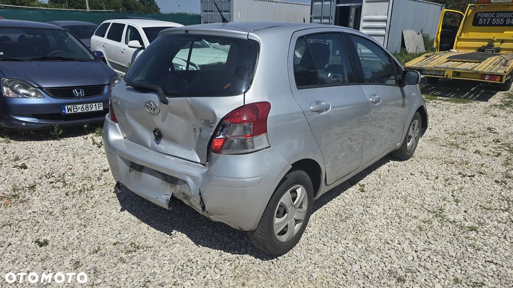 Toyota Yaris 1.0 Luna - 10