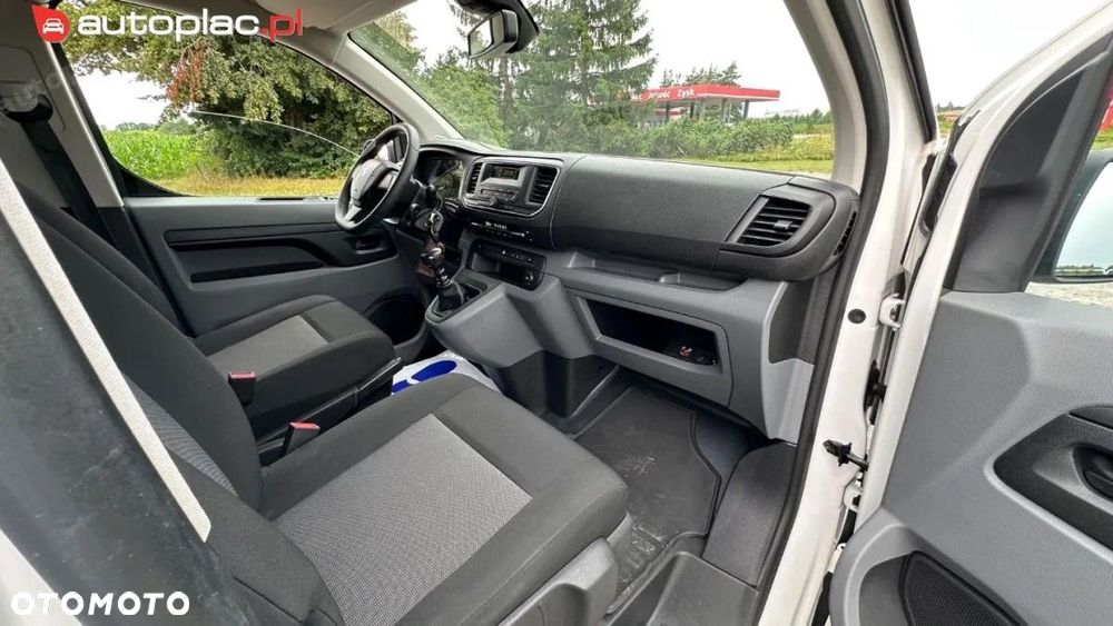 Peugeot Traveller 2019