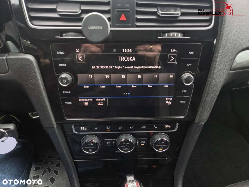 Volkswagen Golf - 24