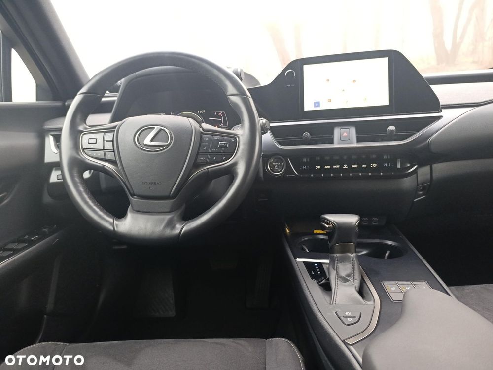 Lexus UX 250h GPF Business 2WD - 24