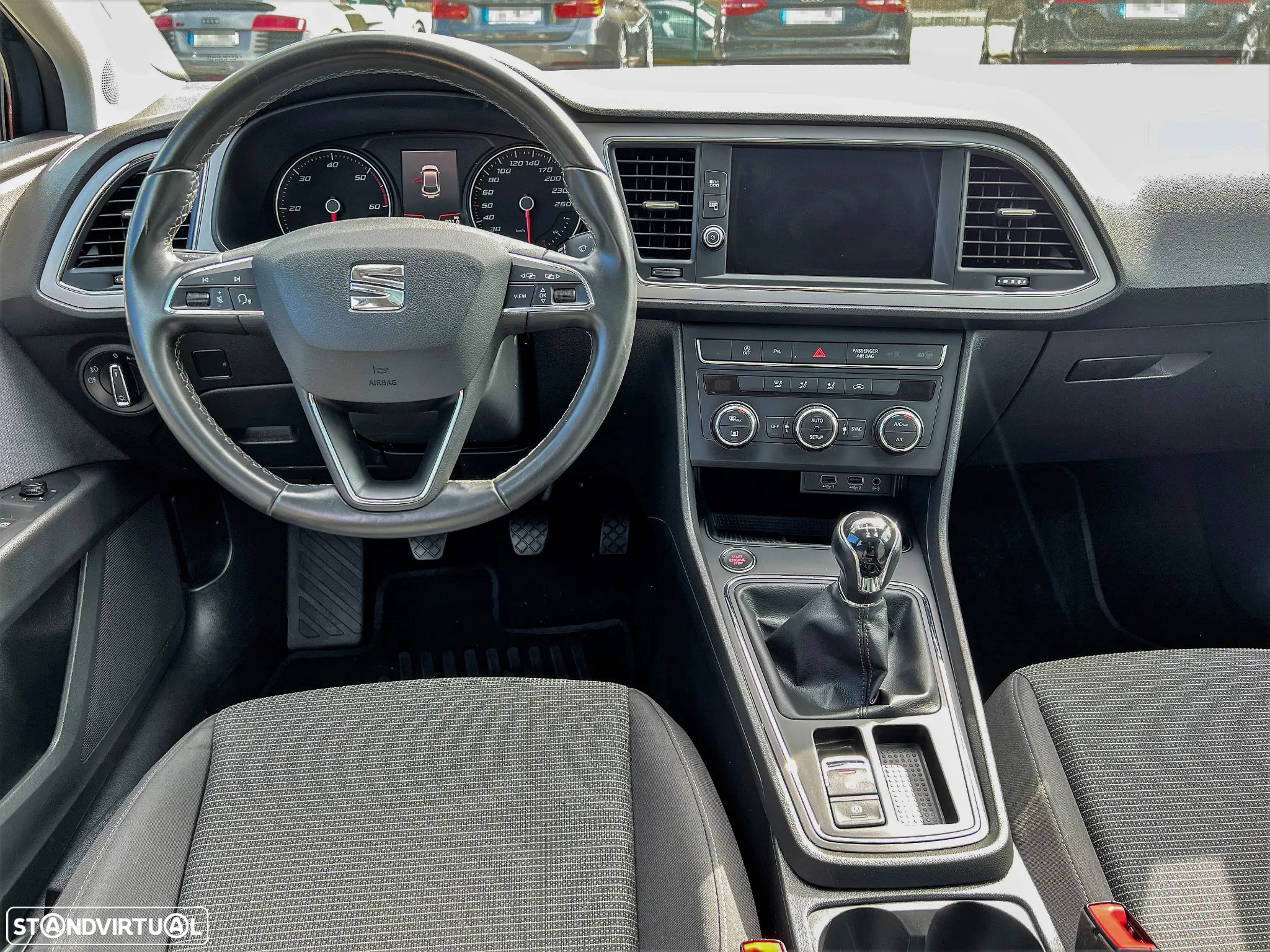 SEAT Leon 1.6 TDI Style S/S - 6