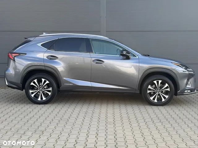 Lexus NX 300h F Impression AWD - 7