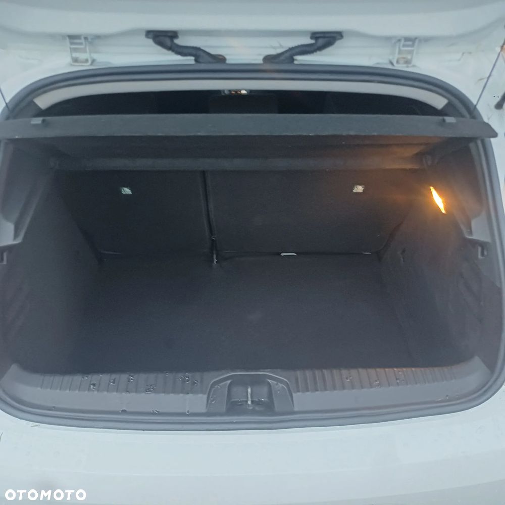 Renault Clio SCe 65 EVOLUTION - 12