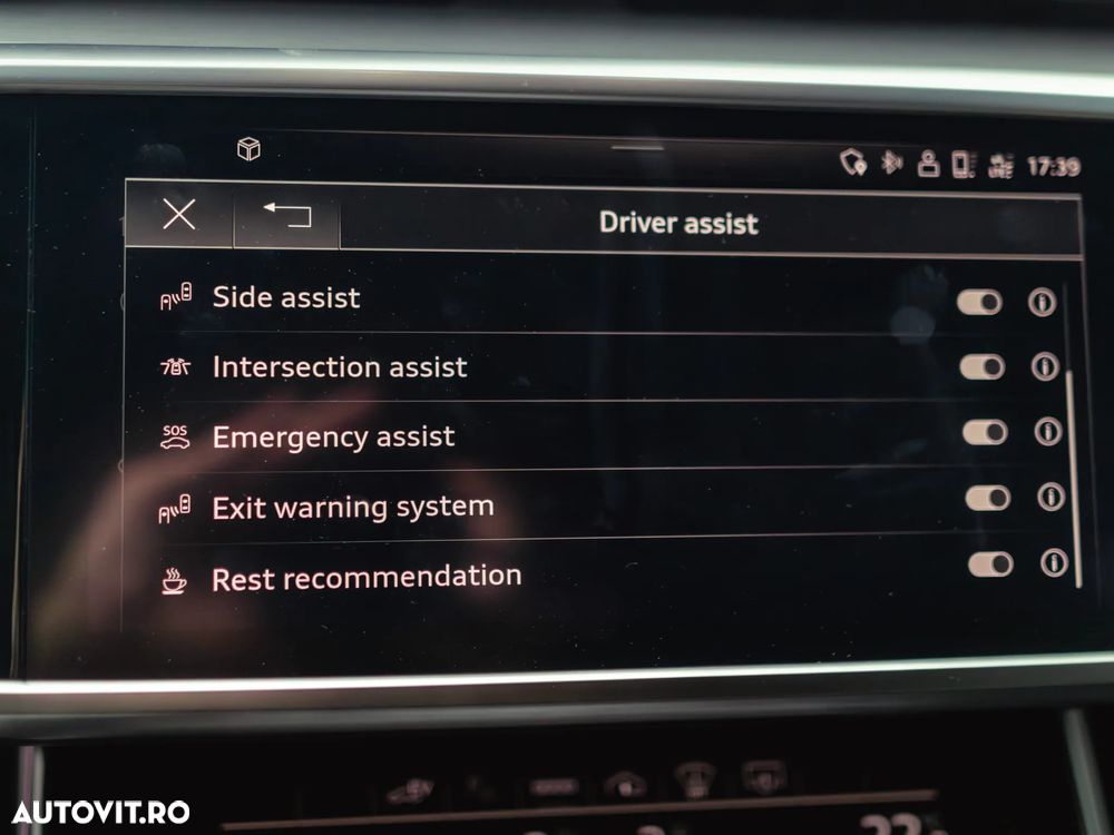 Audi A6 55 TFSI e quattro S tronic S line - 25