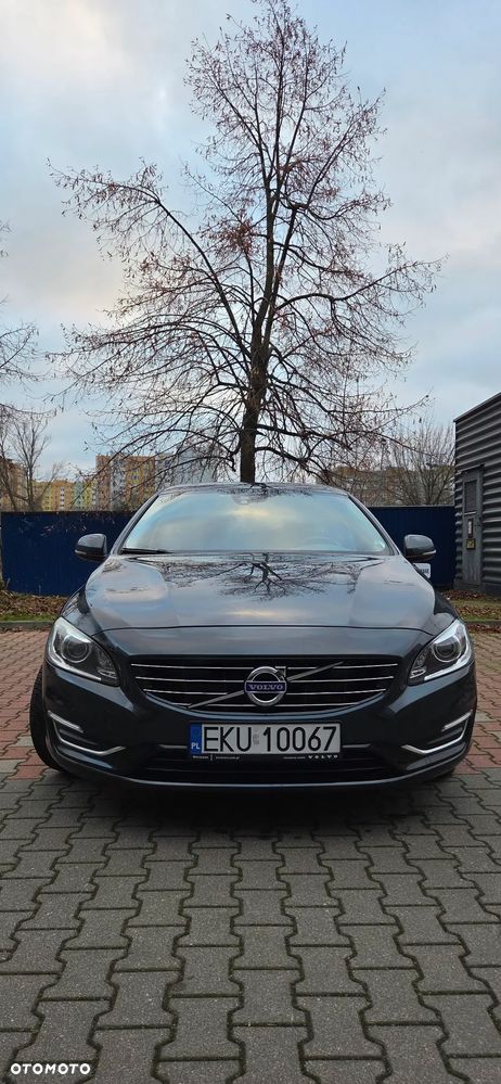 Volvo V60 D6 AWD Plug-in Hybrid Summum - 21