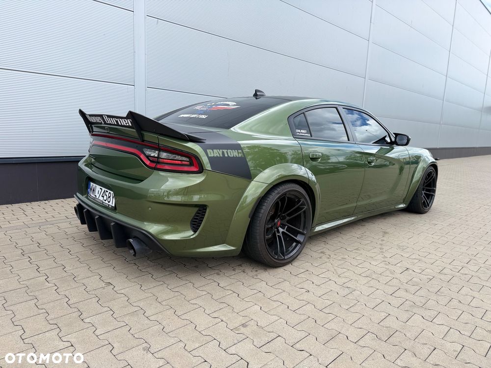 Dodge Charger 5.7 R/T Daytona - 14