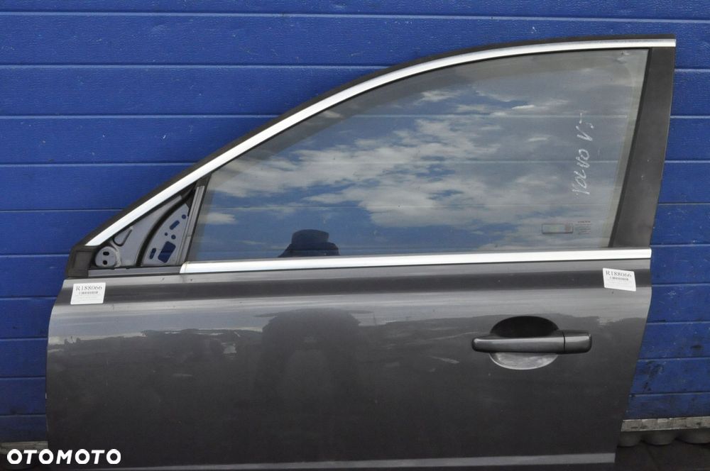 VOLVO V70 XC70 S80 DRZWI LEWY PRZÓD LEWE PRZEDNIE - 2
