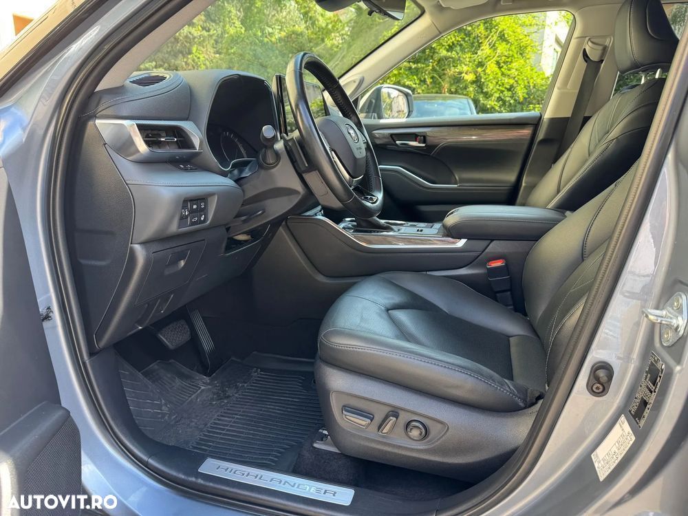 Toyota Highlander 2.5 L Hybrid Dynamic Force 248CP Luxury Pearly - 28