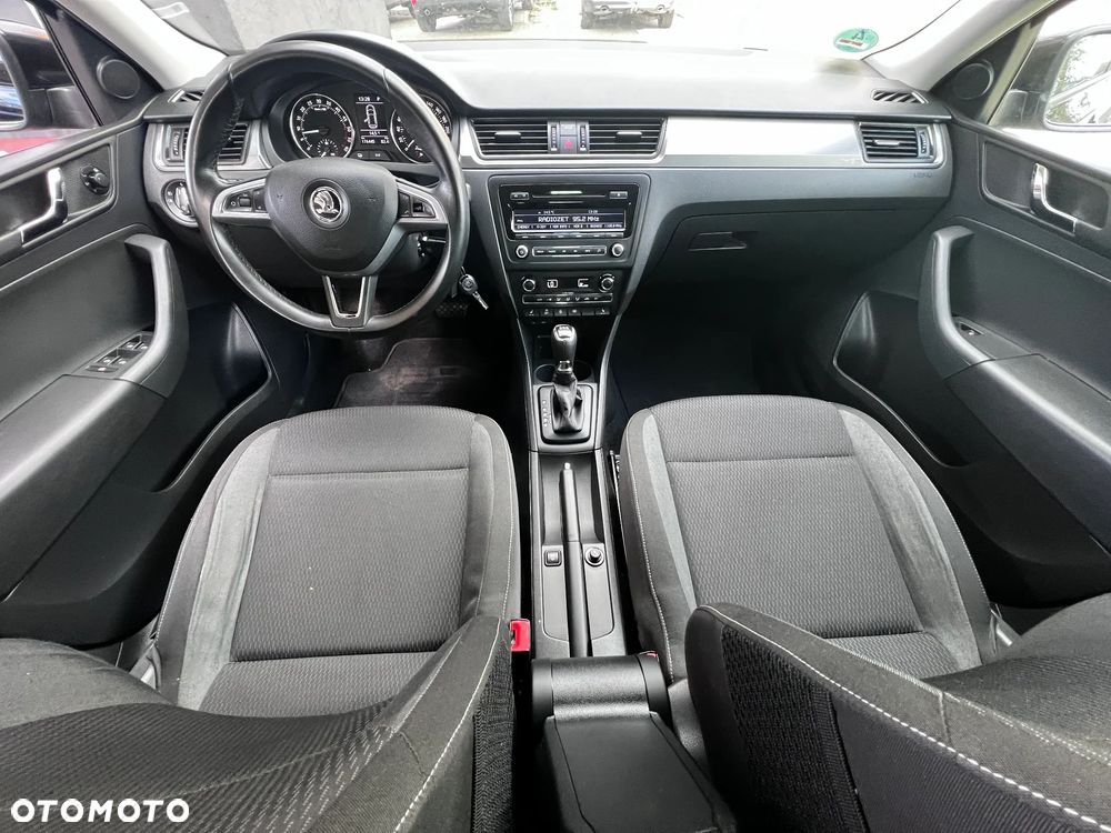 Skoda RAPID 1.6 TDI DSG Edition - 11