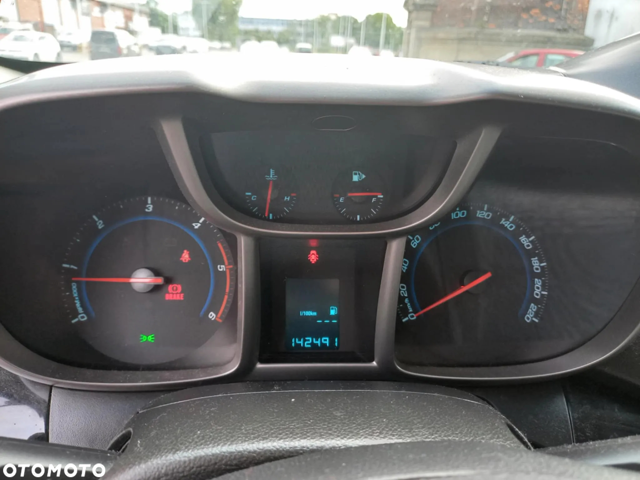 Chevrolet Orlando - 14