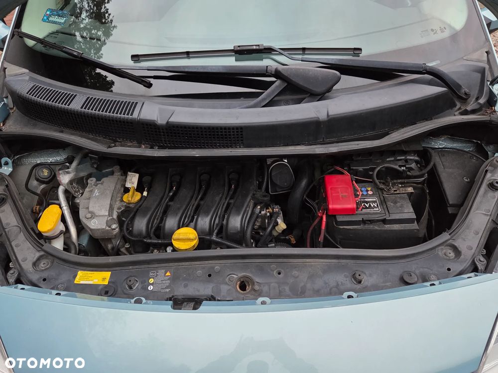 Renault Scenic 1.6 16V Infinity - 16