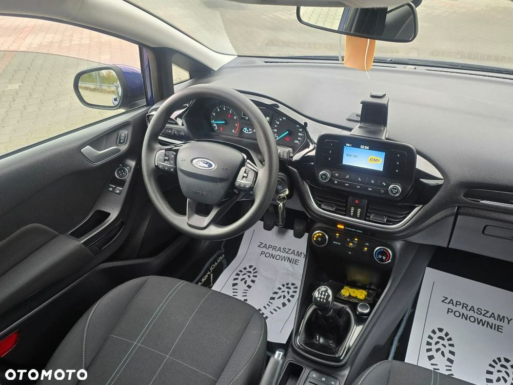 Ford Fiesta - 24