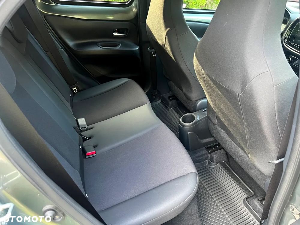 Toyota Aygo X 1.0 VVT-i Executive CVT - 18