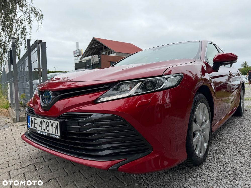 Toyota Camry 2.5 Hybrid Comfort CVT - 2