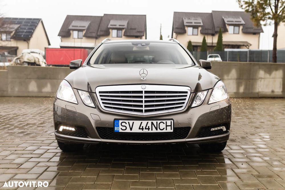 Mercedes-Benz E 250 T CDI DPF BlueEFFICIENCY Automatik Elegance - 1