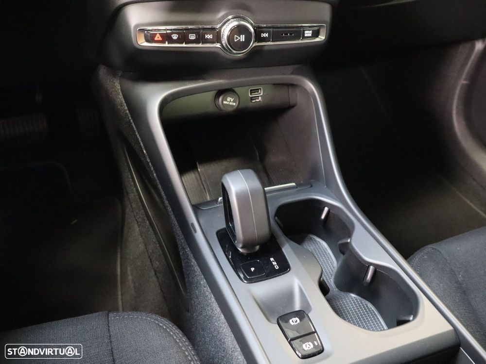 Volvo XC 40 1.5 T4 PHEV Essential - 19