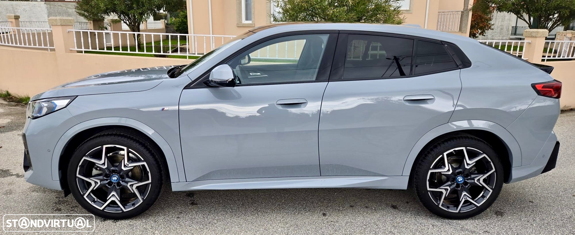 BMW iX2 xDrive30 - 6