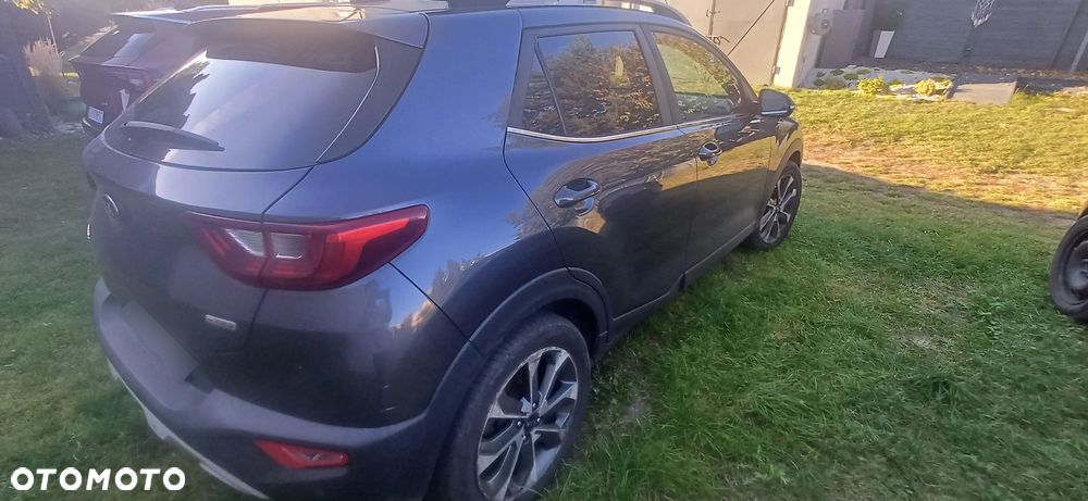 Kia Stonic - 4