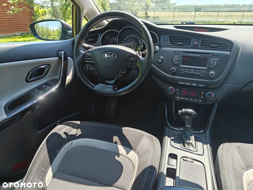 Ford Galaxy 1.8 TDCi Ambiente - 10