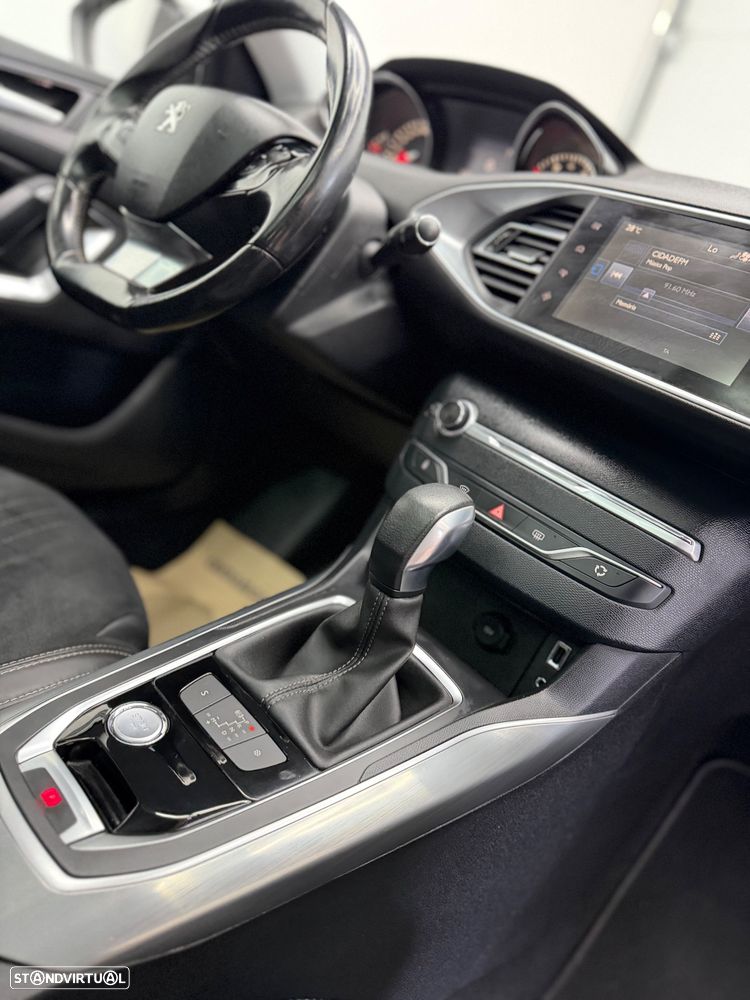 Peugeot 308 SW - 14