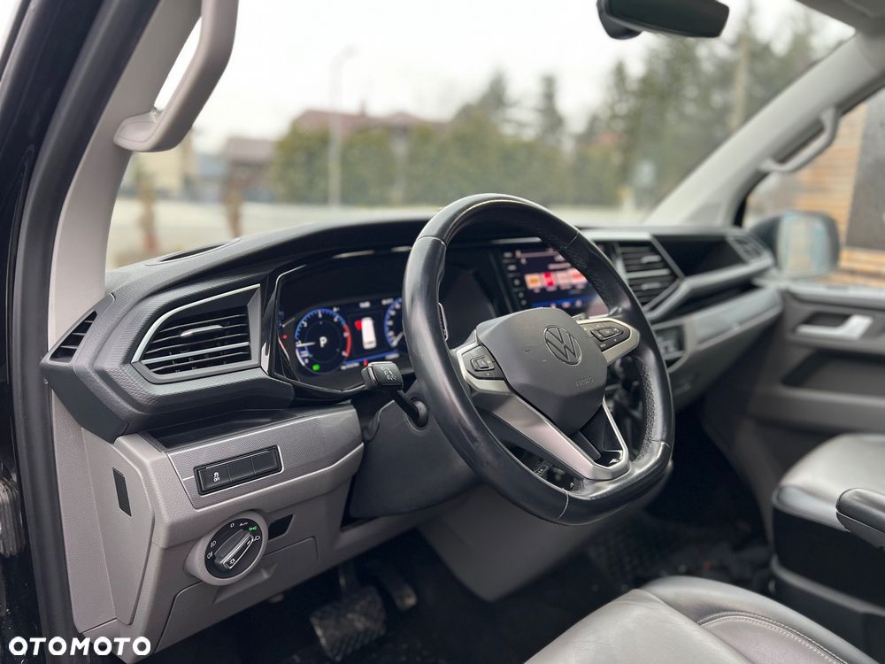 Volkswagen Caravelle - 14