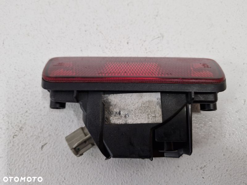 NISSAN JUKE F15 LAMPA PRZECIWMGIELNA TYŁ TYLNA ŚWIATŁO - 7