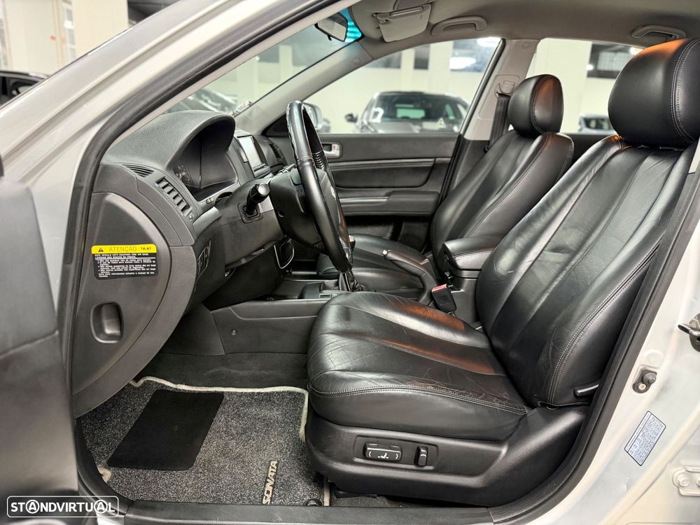 Hyundai Sonata 2.0 CRDi GLS Plus - 14