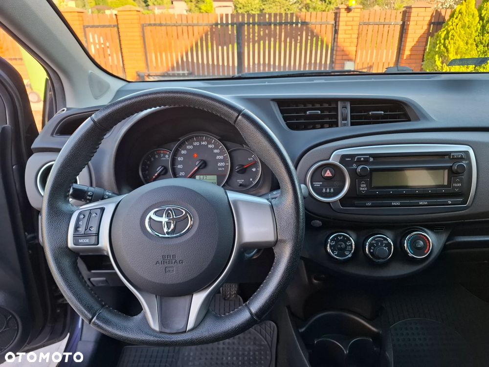Toyota Yaris 1.33 Luna - 5