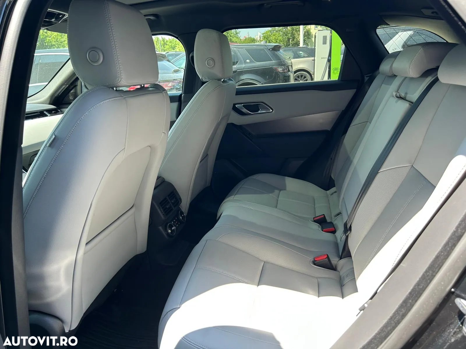 Land Rover Range Rover Velar R-Dynamic 3.0 D300 MHEV SE - 12