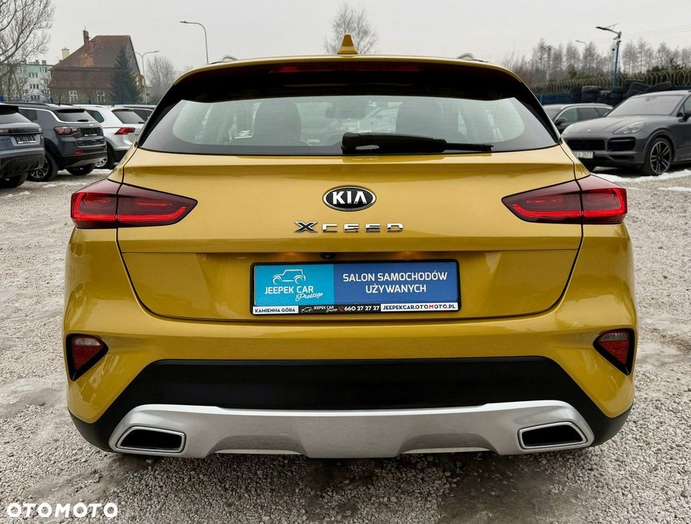 Kia XCeed - 8