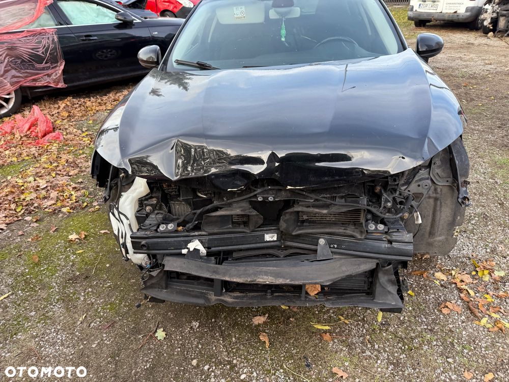 Renault Megane 1.3 TCe FAP Limited EDC - 11