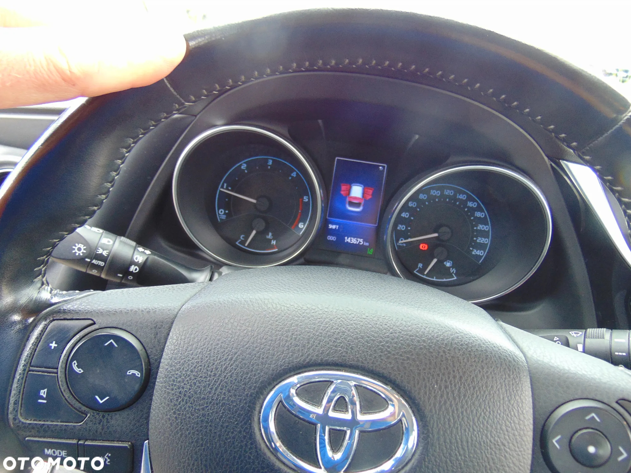 Toyota Auris - 8