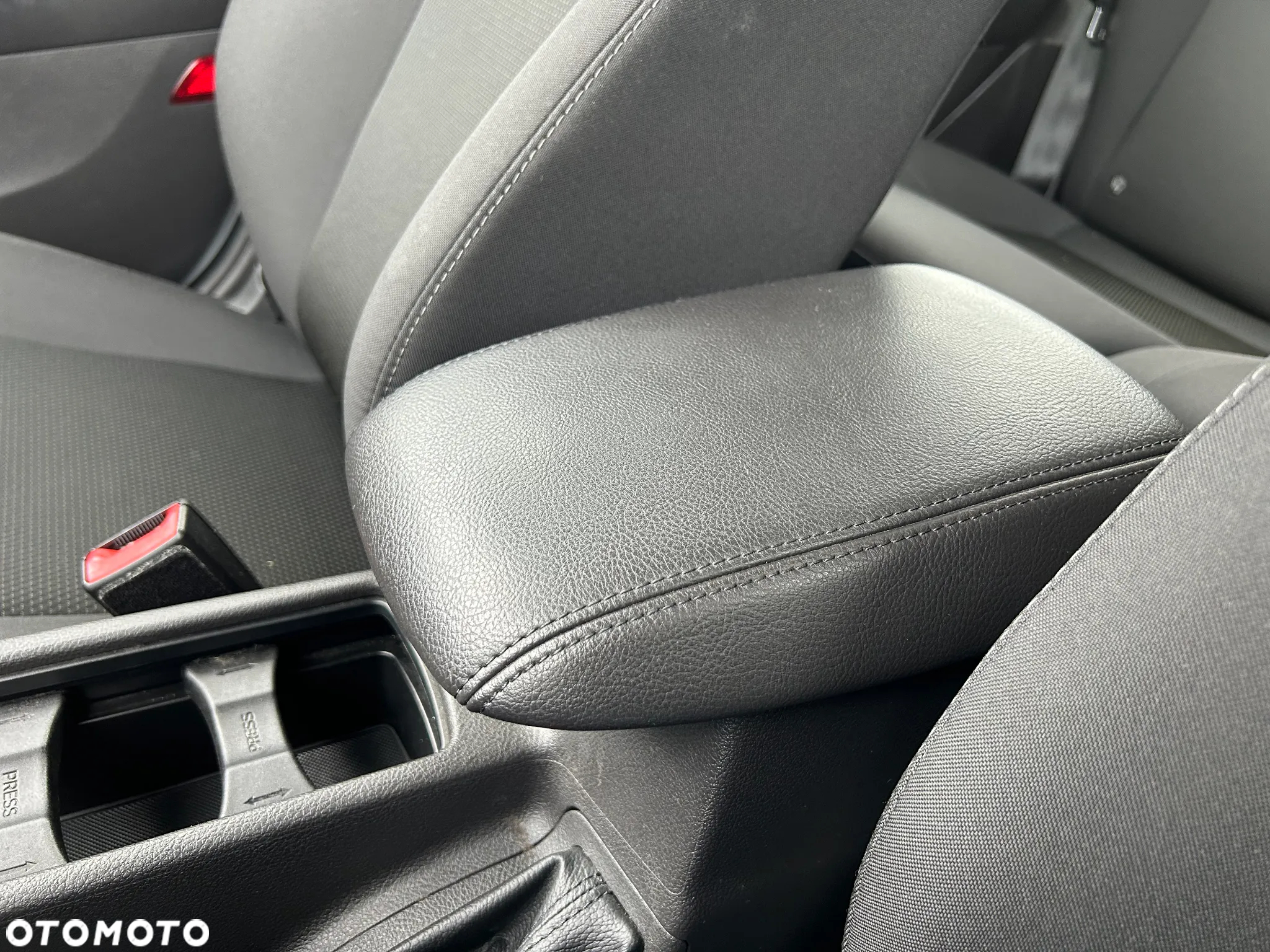 Ford Focus 2.0 TDCi Trend ASS - 17