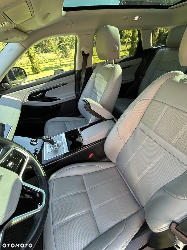 Land Rover Range Rover Evoque - 16
