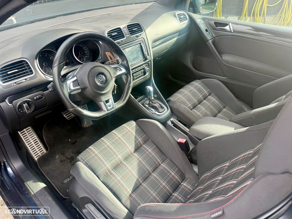 VW Golf 2.0 TSi GTI DSG - 40