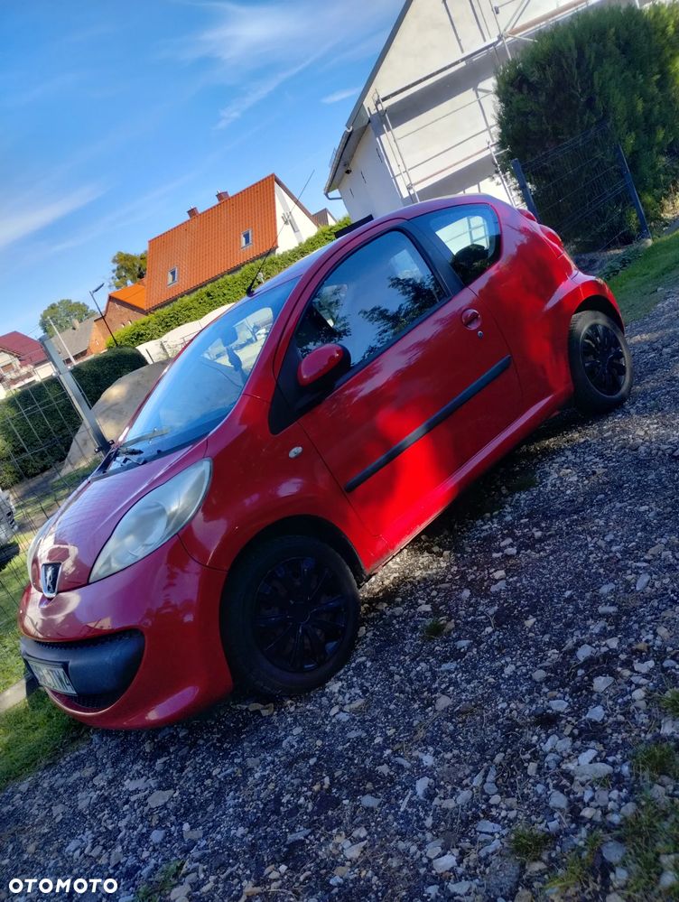 Peugeot 107 - 1