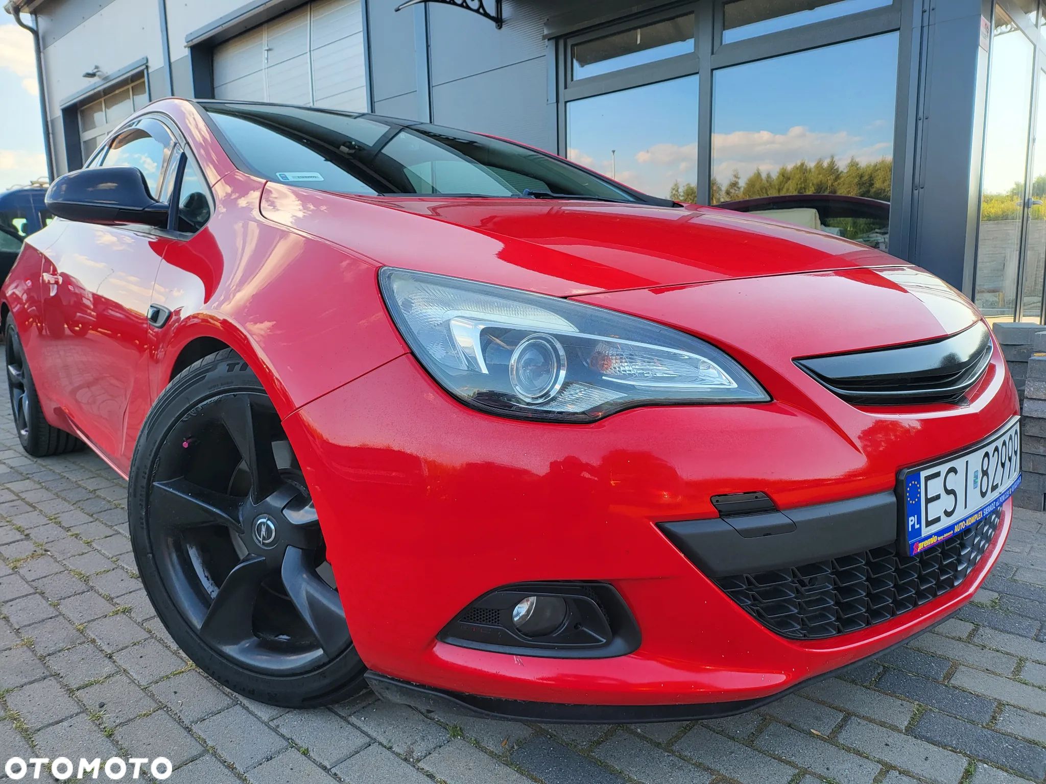 Opel Astra GTC 1.4 Turbo - 1