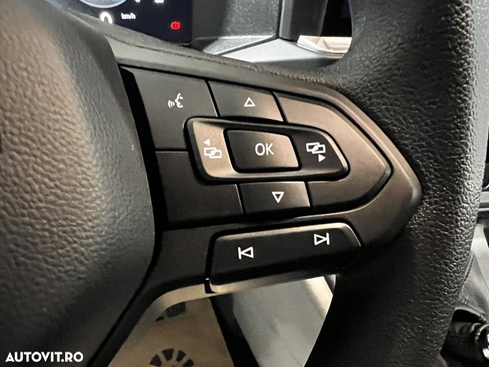 VOLKSWAGEN Transporter 2025 — imagine 7