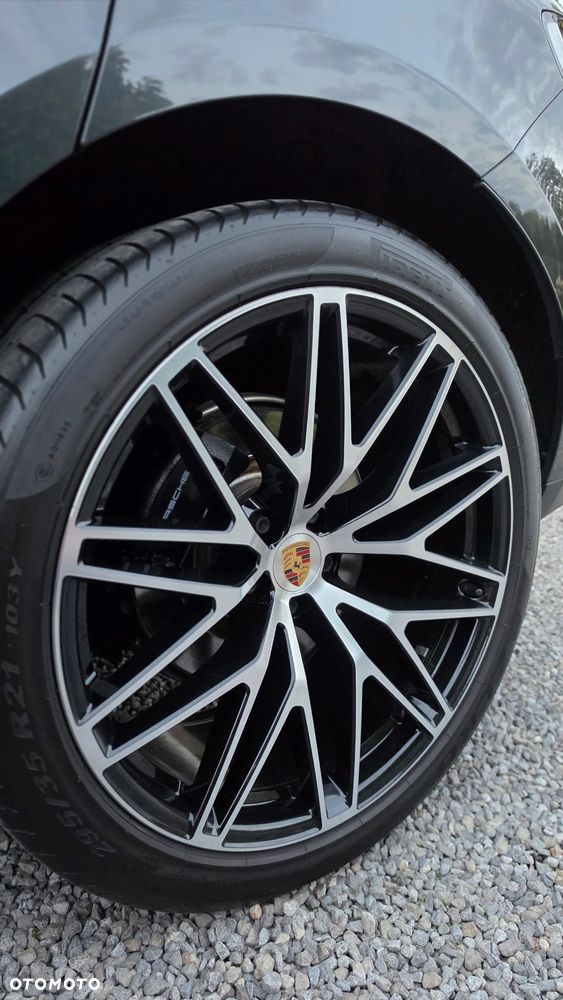 Porsche Macan T - 13