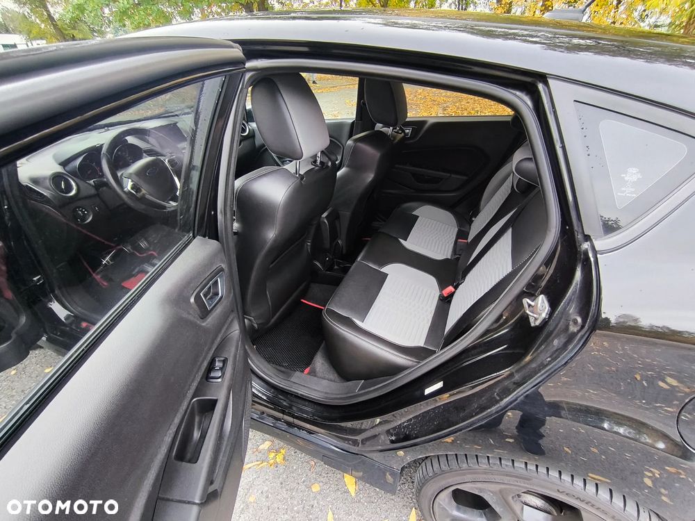 Ford Fiesta - 20