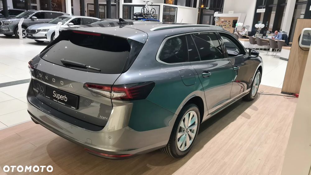 Skoda Superb 2.0 TDI SCR 4x4 Edition 130 DSG - 3