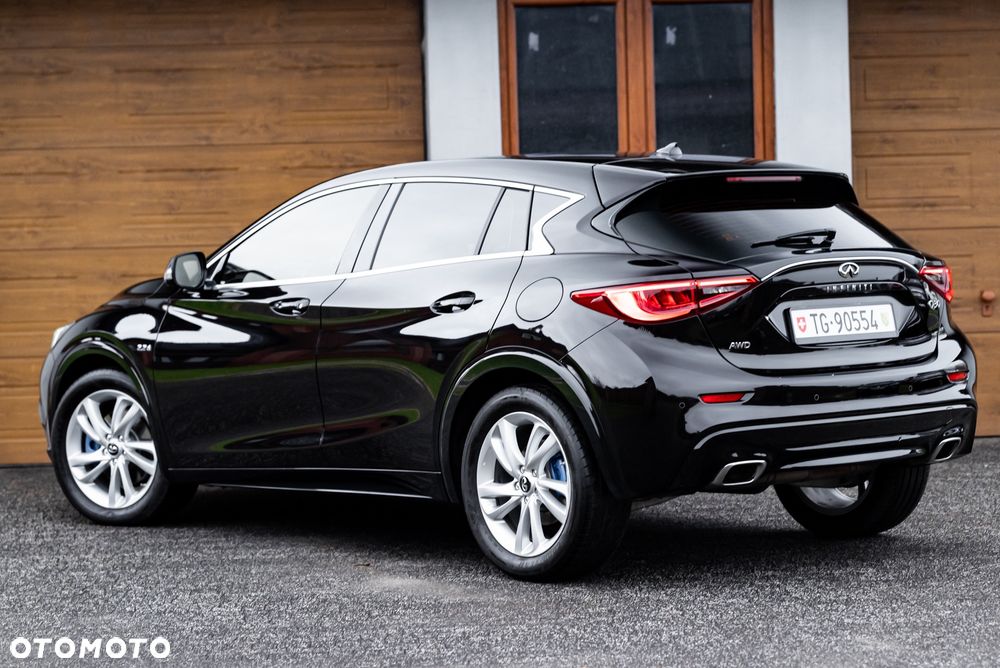 Infiniti Q30 2.2d DCT AWD Sport - 11