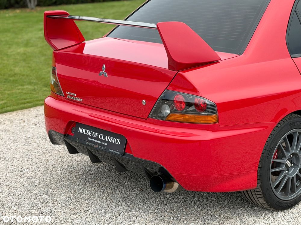 Mitsubishi Lancer Evo IX - 14