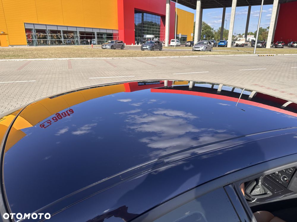 BMW Seria 3 320i - 11