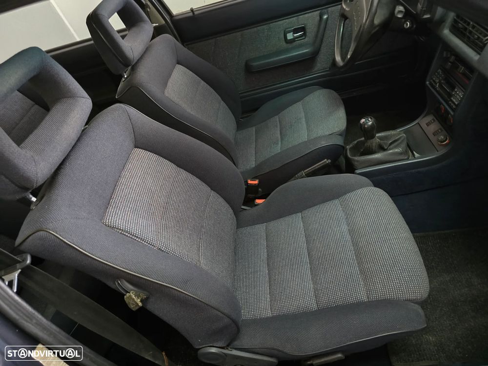 Audi Coupé - 6