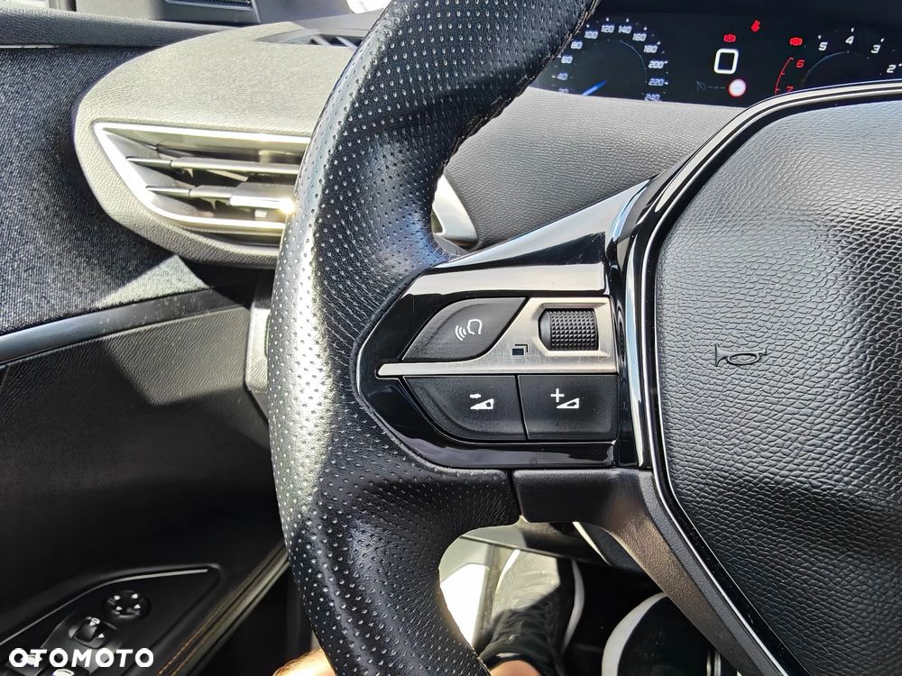 Peugeot 5008 1.2 PureTech Access - 23