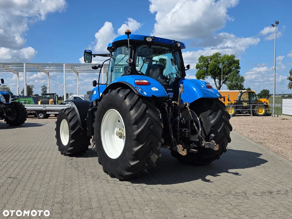 New Holland T7.220 PC 2014R - 26