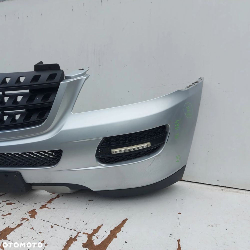 ZDERZAK PRZOD PRZEDNI 775 LAK GRILL ATRAPA KRATKA MERCEDES ML W164 ORYGINAL DEMONTAZ 1648850625 - 2