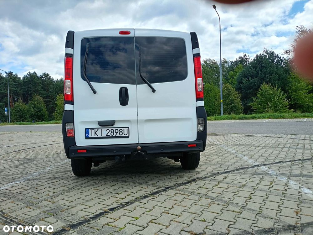 Renault Trafic - 23