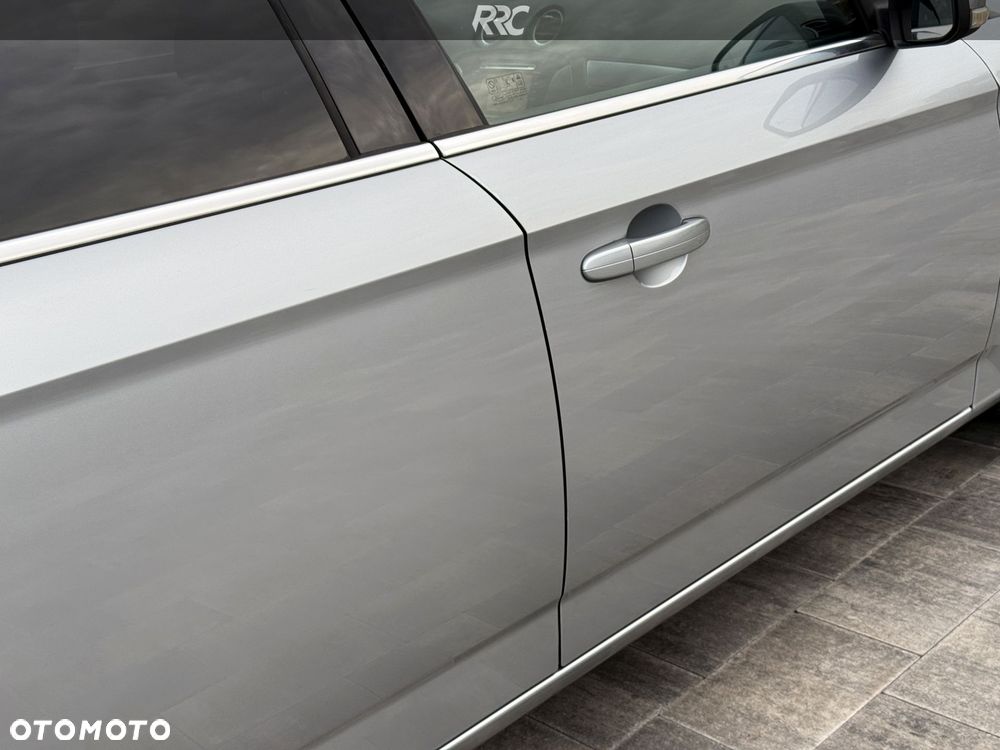 Ford Mondeo 2.0 TDCi Titanium - 16